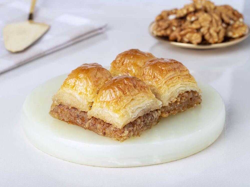Cevizli Baklava - 1
