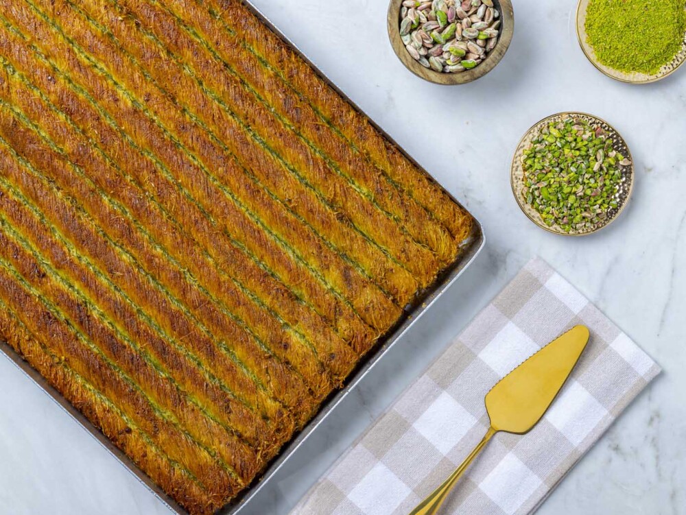 Fıstıklı Burma Kadayıf Tepsi - 