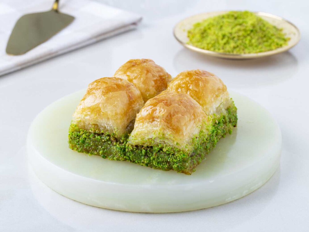 Long lasting Baklava with Pistachio - 