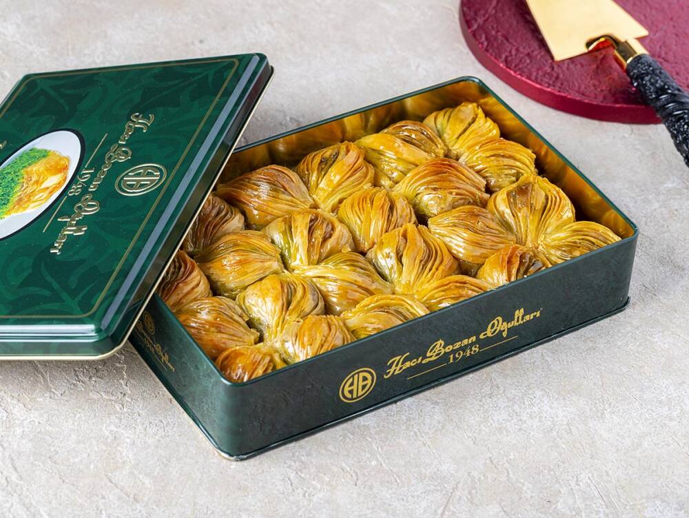 Özel Metal Kutuda Midye Baklava - 1