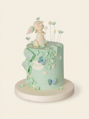 Sevimli Tavşan ve Kelebekler Pasta - 